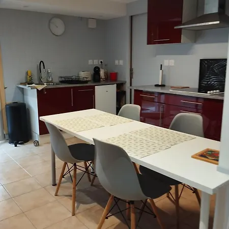 Sulpice La Pointe Апартаменты Saint-Sulpice (Oise)